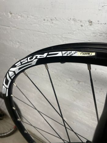 Used Mavic CrossRide 26” 2015 bike — image 5 of 5