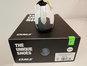 Used Q36.5 Unique Road Shoes White 2026 bike — image 3 of 6