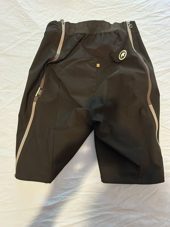 Used Assos H.rallycargoShorts_s7 2020 bike — image 6 of 9