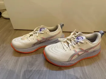 Used Asics Gel-Cumulus 27 Tokyo Collection bike