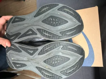 Used Asics Superblast 2 bike — image 6 of 11