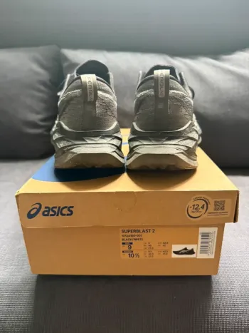 Used Asics Superblast 2 bike — image 2 of 11