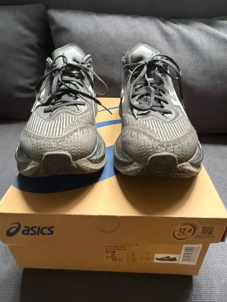 Used Asics Superblast 2 bike — image 1 of 11