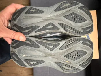 Used Asics Superblast 2 bike — image 5 of 11