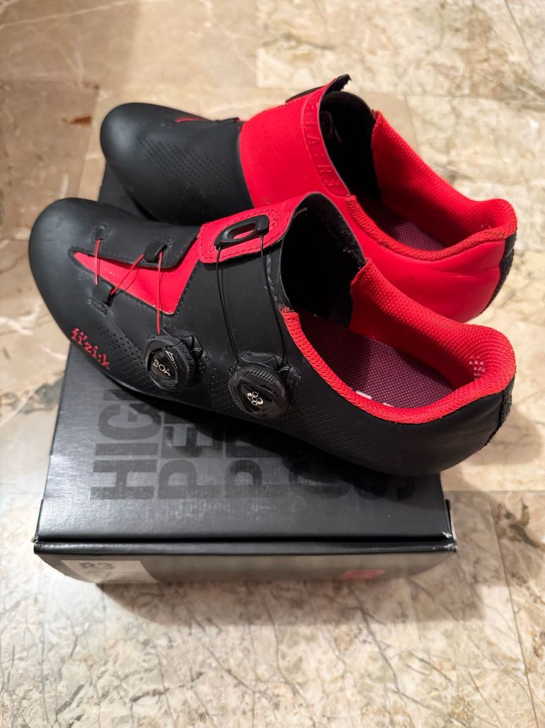 Used Fizik Aria R3 Road Shoes 2023 bike — image 1 of 6