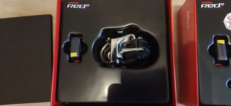 Used Sram Red eTap 2x11 Rim Brake bike — image 2 of 15