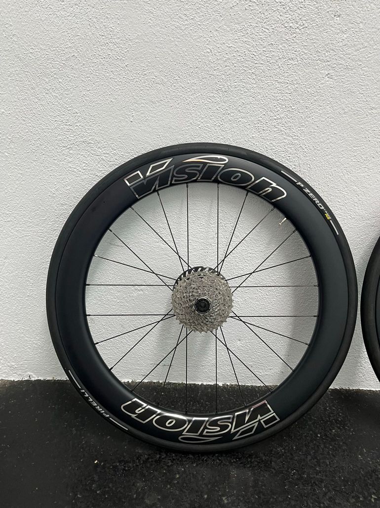 Used Vision Metron 60 SL Silver Edition Wheelset 2026 bike — image 2 of 10