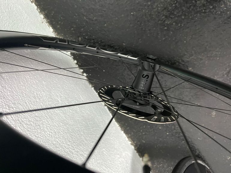 Used Vision Metron 60 SL Silver Edition Wheelset 2026 bike — image 7 of 10