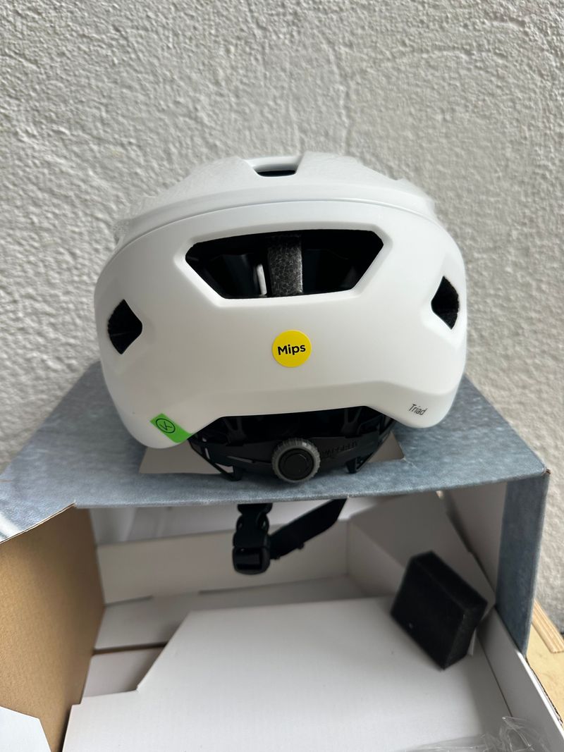Used Smith Optics Triad MIPS Helmet 2025 bike — image 4 of 4