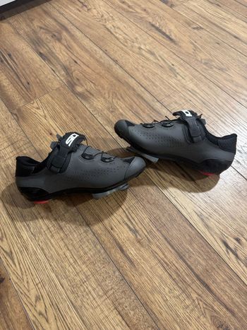 Used Sidi Genius 10 2025 bike — image 4 of 5