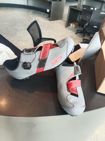 Used Sidi Zapatillas de ciclismo montaña 2025 bike — image 3 of 5