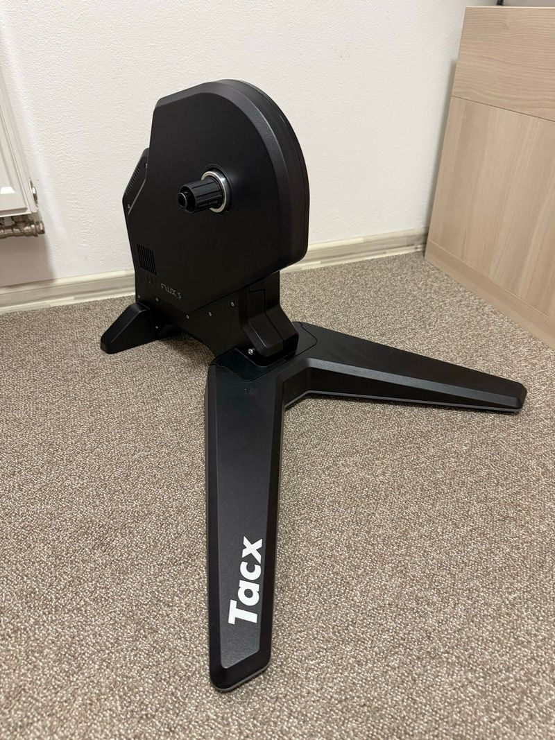 Brugt Garmin Tacx FLUX S Smart Trainer 2025 Cycling Accessories
