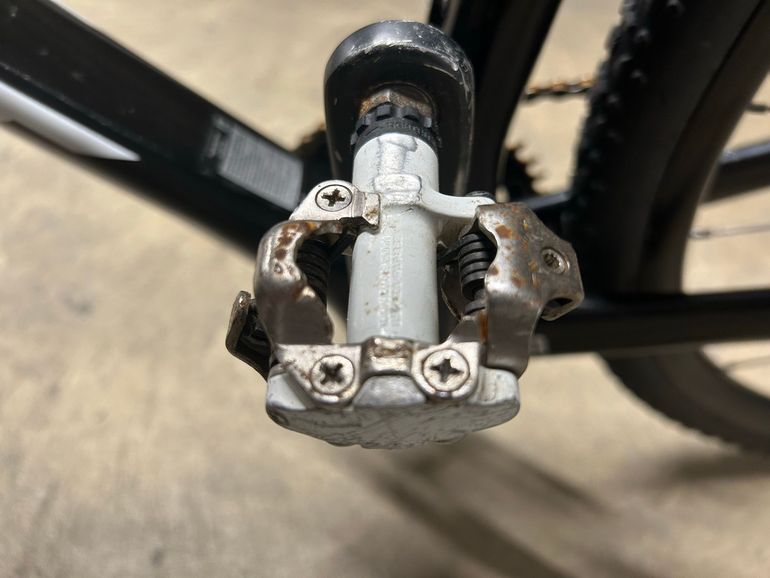 Used Shimano SPD VTT Gravel Cyclocross Pedals + Cale bike — image 6 of 6
