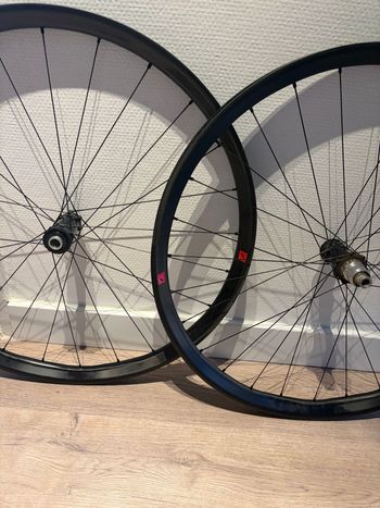 Used Fulcrum Red Zone Carbon Wheelset 2026 bike