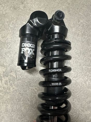 Used Fox DHX2 Performance 2025 bike — image 3 of 8