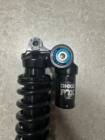 Used Fox DHX2 Performance 2025 bike — image 2 of 8