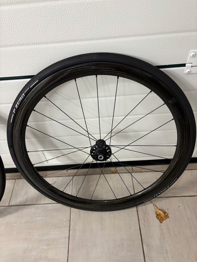 Used Fulcrum Speed 40 CMPTZN DB 2021 bike — image 5 of 6