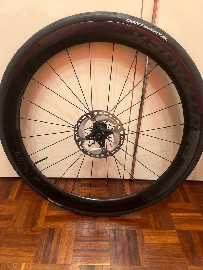 Used Bontrager Aeolus RSL 51 TLR Disc Road Wheel 2025 bike — image 2 of 3