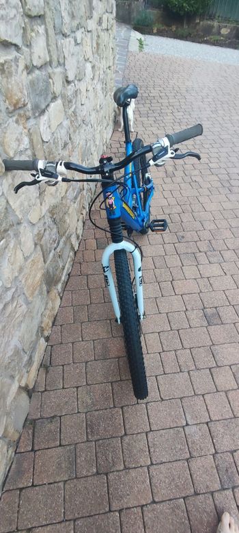Used Cannondale Super V 2004 bike — image 5 of 7