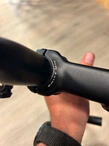 Used Roval Terra Gravel Handlebar 2025 bike — image 3 of 6
