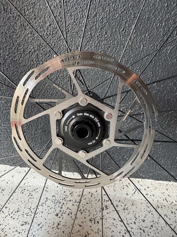 Used Dt Swiss Gravel LN Front Wheel 25mm 12/100mm 2025 bike — image 4 of 5