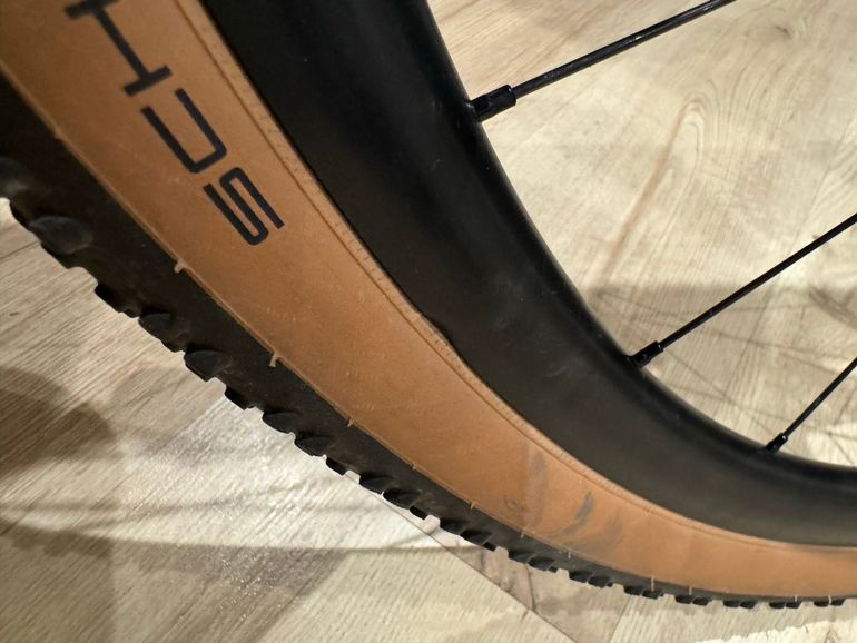 Used Dt Swiss Gravel LN Front Wheel 25mm 12/100mm 2025 bike — image 5 of 5