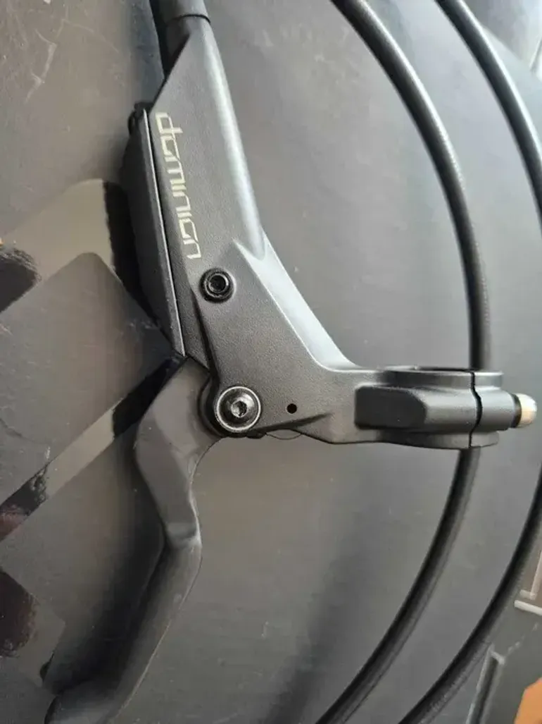 Used Hayes Dominion T2 bike — image 2 of 7