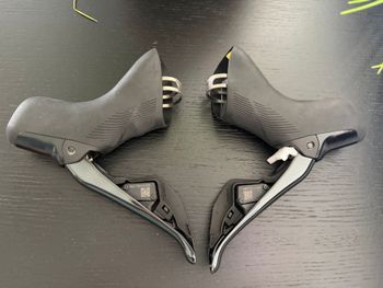Used Shimano Dura Ace 9270 Di2 2x12 Shifterset bike — image 4 of 4