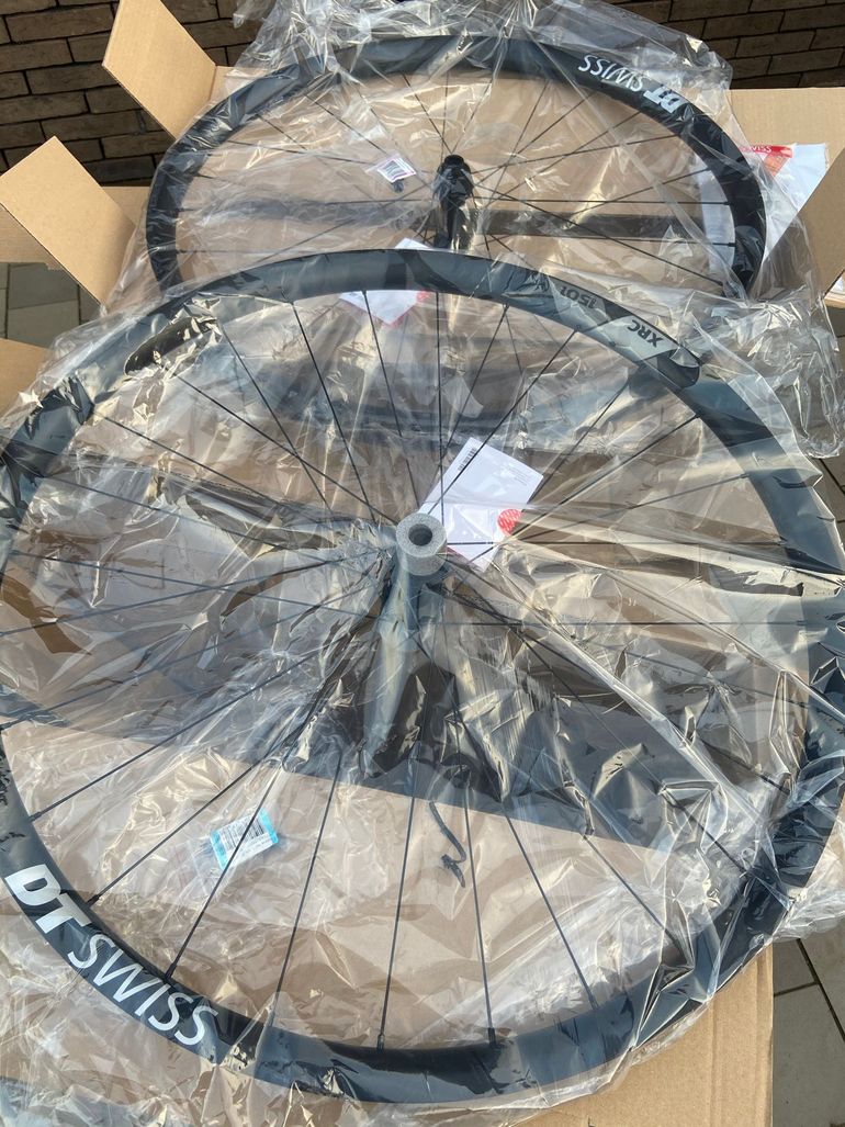 Used Dt Swiss XRC 1501 SPLINE ONE 2025 bike — image 8 of 9