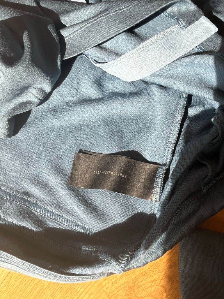 Used Rapha Classic Maillot Manche Longue 2025 bike — image 4 of 13