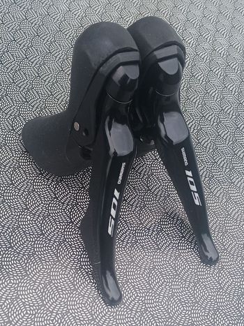 Used Shimano 105 ST-R7020 2x11v Hydraulics bike — image 3 of 8