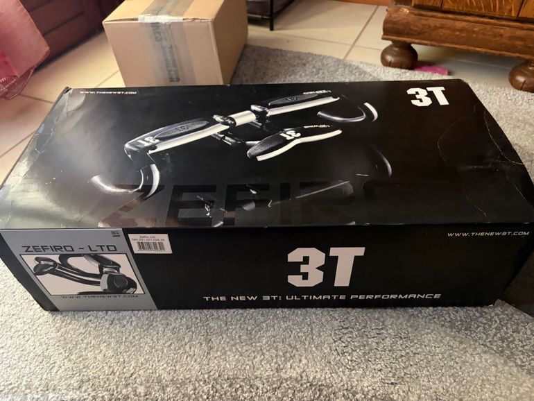 Used 3T Zefiro LTD Carbon Aero Handlebar bike — image 11 of 13