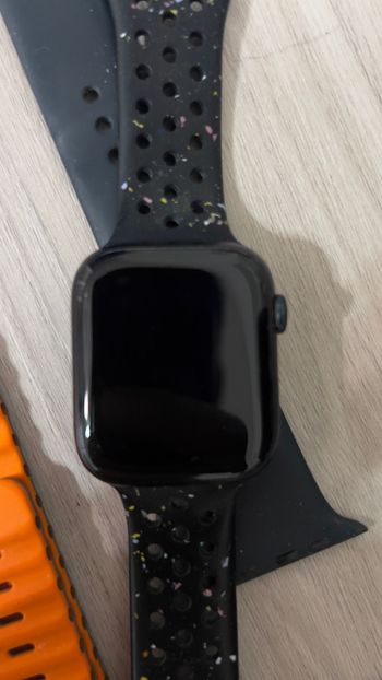 Used apple Watch Series 8 GPS 45mm Aluminum Case with Midnight Sport Band 2023 bike — image 4 of 6