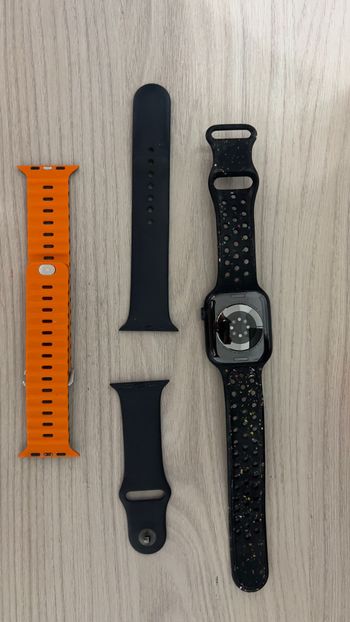 Used apple Watch Series 8 GPS 45mm Aluminum Case with Midnight Sport Band 2023 bike — image 2 of 6