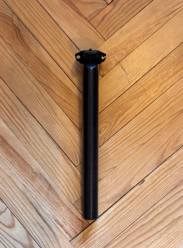 Used Bmc Seatpost SLR01 2023 bike — image 2 of 5