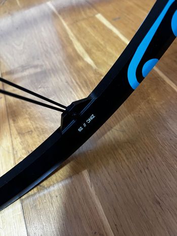 Used Crankbrothers Zinc Gravel Wheels 2022 bike — image 8 of 30