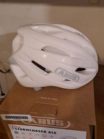 Used ABUS StormChaser ACE Helmet 2025 bike — image 3 of 8
