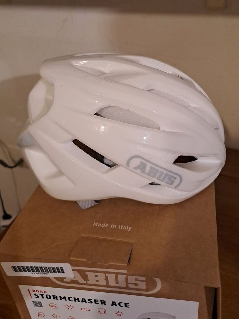 Used ABUS StormChaser ACE Helmet 2025 bike — image 3 of 8