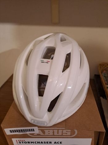 Used ABUS StormChaser ACE Helmet 2025 bike — image 6 of 8