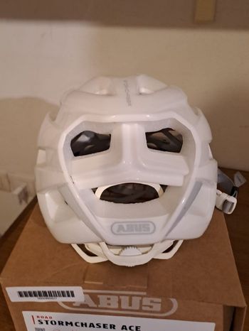 Used ABUS StormChaser ACE Helmet 2025 bike — image 5 of 8