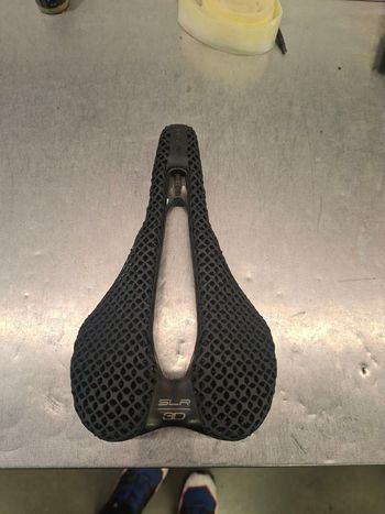 Used Selle Italia SLR Boost 3D 2025 bike — image 2 of 3