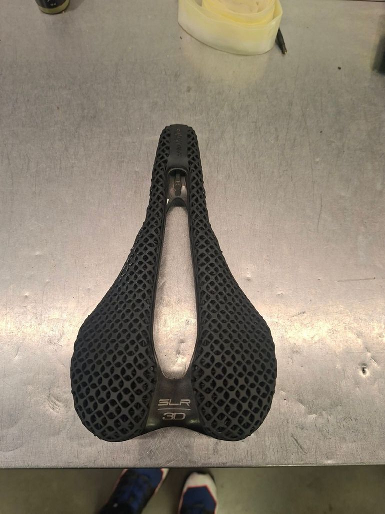Used Selle Italia SLR Boost 3D 2025 bike — image 2 of 3