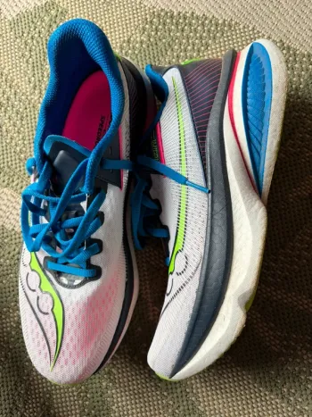 Used Saucony Endorphin Azura bike — image 2 of 7