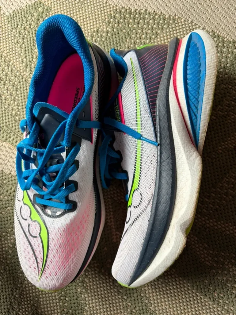 Used Saucony Endorphin Azura bike — image 2 of 7