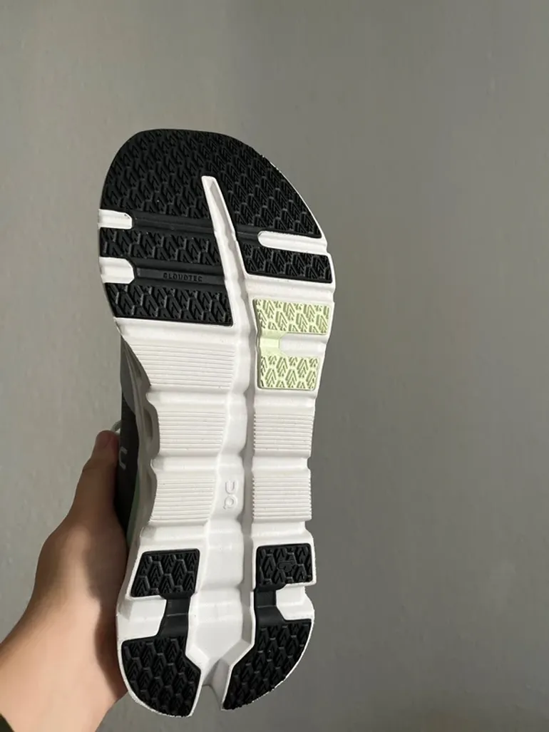 Used On Running Cloudrunner 2 bike — image 5 of 10