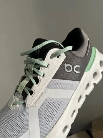 Used On Running Cloudrunner 2 bike — image 8 of 10