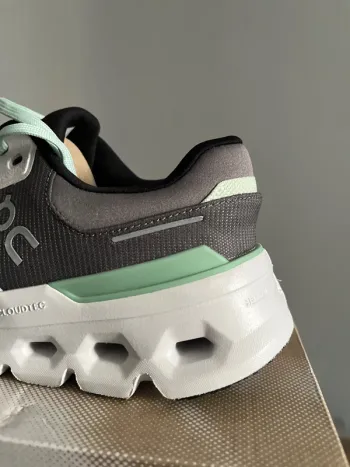 Used On Running Cloudrunner 2 bike — image 4 of 10