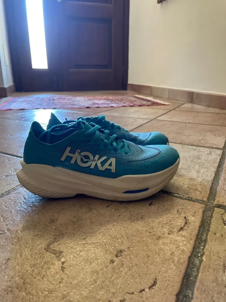 Used Hoka Running Shoes bike — image 1 of 6