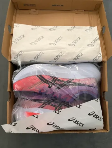 Asics Megablast bike usato — immagine 1 di 4
