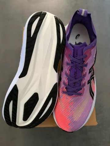 Asics Megablast bike usato — immagine 4 di 4